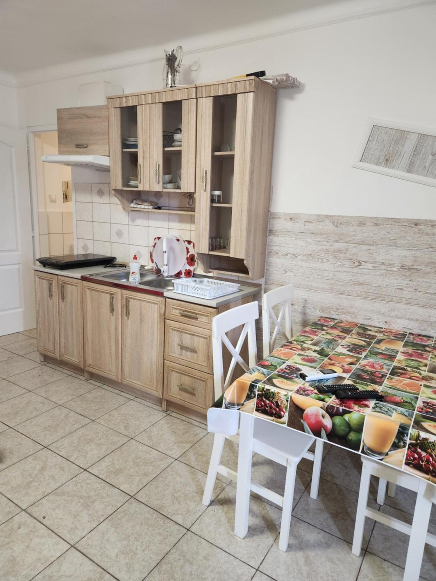 Orsi Apartman / Vendeghaz Kecskemét Exterior foto